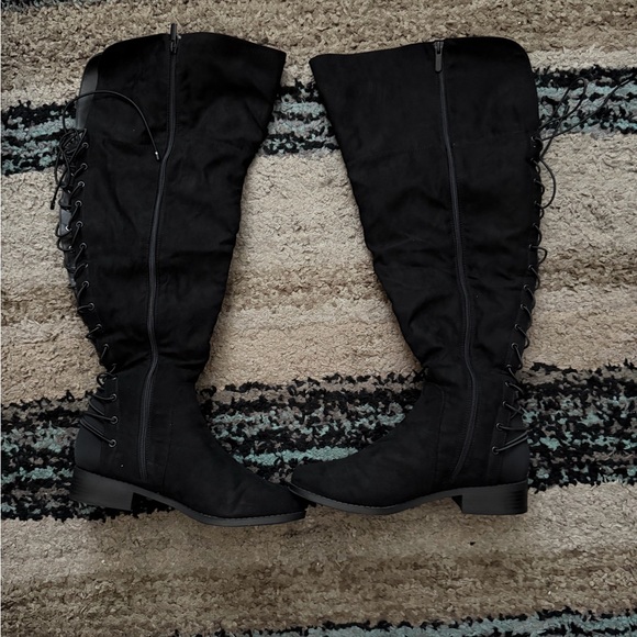 Torrid Black Lace-Up Over-the-Knee Boots - Picture 2 of 3